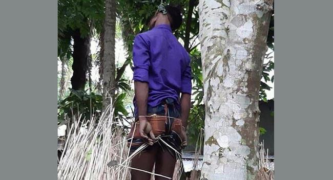 ফরিদপুরে হাত বাঁধা অবস্থায় তরুণের ঝুলন্ত লাশ উদ্ধার