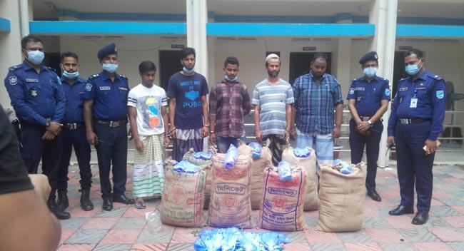 সিরাজদিখানে ১ কোটি ৮ লাখ টাকার নিষিদ্ধ কারেন্ট জাল জব্দ, আটক ৫