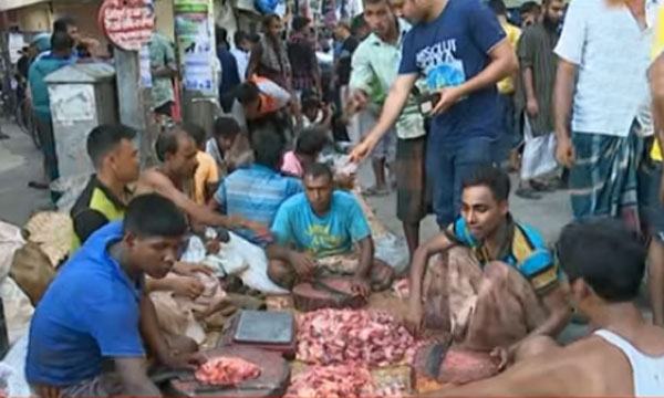 সোনারগাঁওয়ে কোরবানির গোশতের হাট