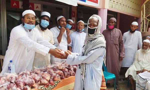 পোরশায় ইসলামী আন্দোলনের উদ্যেগে কোরবানির গোশত বিতরণ
