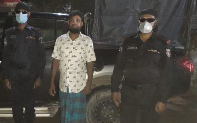 বরগুনায় শীর্ষ সন্ত্রাসী নাকবোচা হালিম আটক