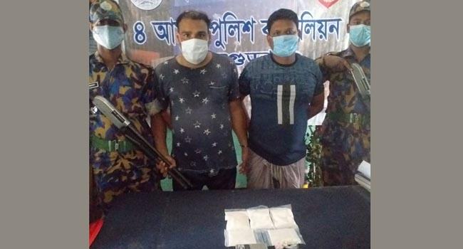 বগুড়ায় এপিবিএনের অভিযানে ৫০ লক্ষ টাকার হেরোইন উদ্ধার, আটক ২