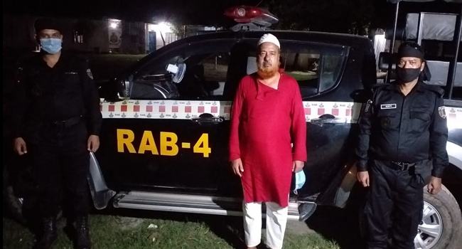 ধামরাইয়ে সরকারি ত্রাণ সামগ্রীসহ ইউপি চেয়ারম্যান আটক