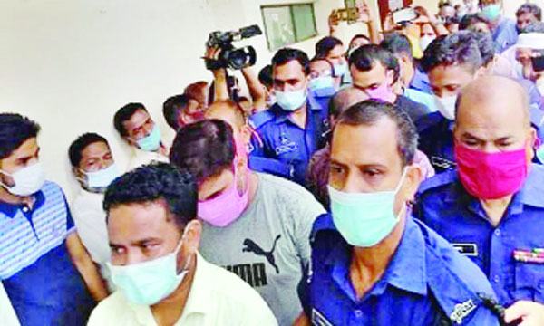 চার পুলিশ ও তিন সাক্ষীর সাত দিনের রিমান্ড আদেশ