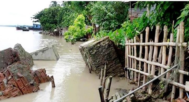 বিষখালী নদীর ভাঙনে পাল্টে যাচ্ছে বেতাগীর মানচিত্র
