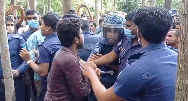 বাড়ি থেকে তুলে নিয়ে ইউপি সদস্যার ভাইকে হত্যা!