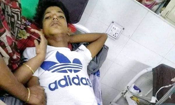 দুটি কিডনিই বিকল স্কুল ছাত্র ওমর গনির