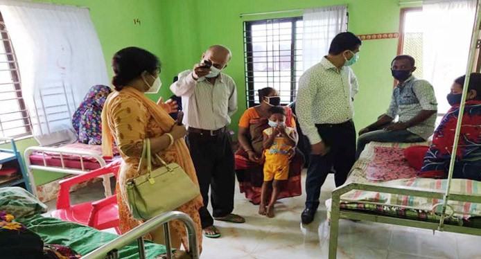 শার্শায় অবৈধ হাসপাতালে অভিযান, একটি স্থায়ী বন্ধ ও সাতটির প্যাথলজি বিভাগ বন্ধ ঘোষণা