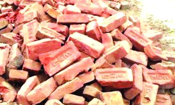 এলজিইডির রাস্তা নির্মাণ-সংস্কারে মানহীন সামগ্রী