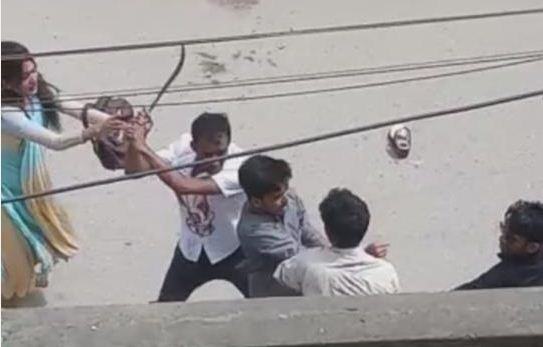 রিফাত হত্যা : শিশু আদালতে তদন্তকারী কর্মকর্তার সাক্ষ্য গ্রহণ