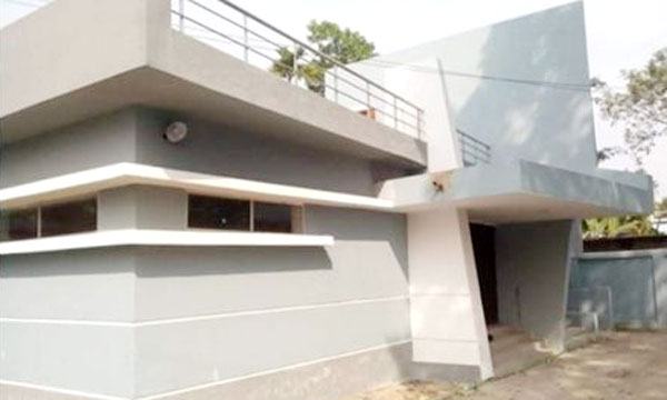 শায়েস্তাগঞ্জে কোটি টাকায় নির্মিত ভূমি অফিসটি ব্যবহার হচ্ছে না!