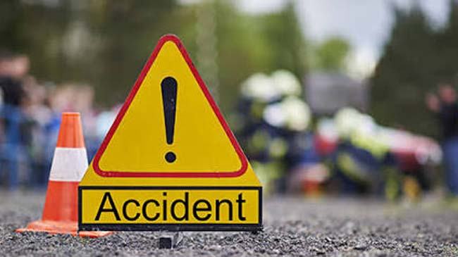 ভূরুঙ্গামারীতে ট্রাক সাথে বাইকের ধাক্কায় নিহত ১