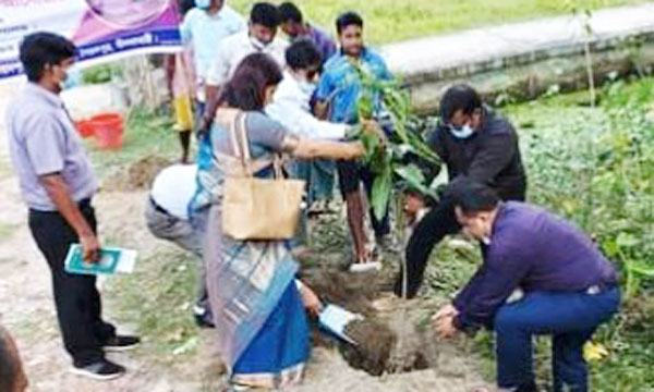 নদী ভাঙনে ক্ষতিগ্রস্তদের ঘরবাড়ি তৈরির নির্দেশ প্রধানমন্ত্রী: সৈয়দপুরে পানি সম্পদ সচিব