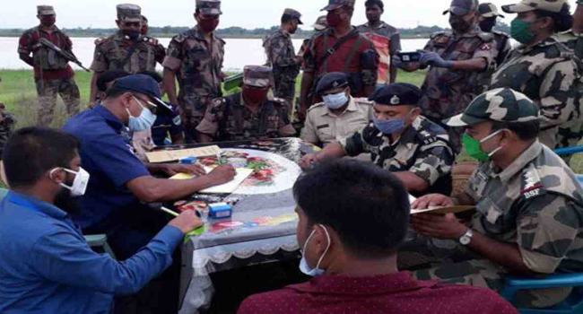 গুলি করে হত্যার ১৫ দিন পর বাংলাদেশীর লাশ ফেরত দিল বিএসএফ