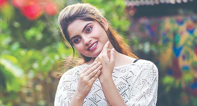 পরিস্কার ও কোমল রাখুন হাত