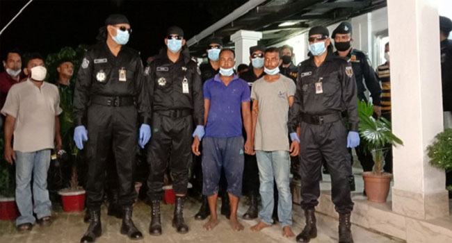 চুরির উদ্দেশ্যে ইউএনও’র উপর হামলা