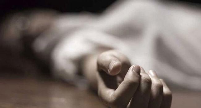 গোয়াল ঘরে ফাঁস দিয়ে যুবকের আত্মহত্যা