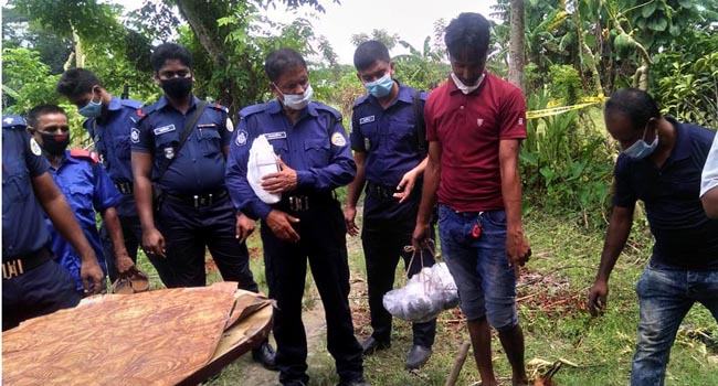 বরিশালে নির্যাতনে গৃহকর্মী হত্যা, মৃত্যুর ৪ মাস পর লাশ উত্তোলন