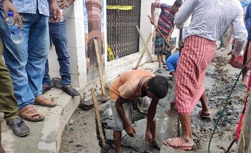 মসজিদে বিস্ফোরণ : গ্যাস লিকেজ খুঁজছে তিতাস