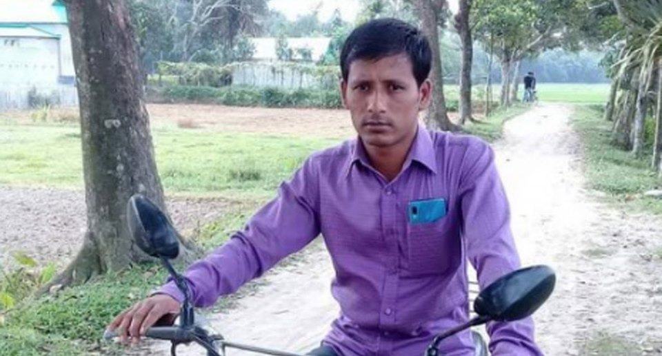 বিয়ের প্রলোভনে ছাত্রীকে ১০ বছর ধরে ধর্ষণ শিক্ষকের