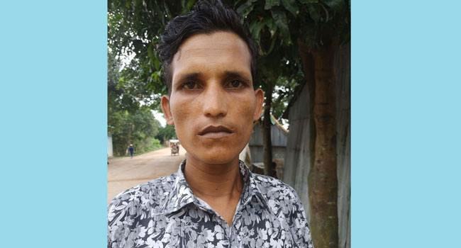 বিছানায় কাতরাচ্ছেন আজহার, মাত্র ২ লাখ টাকায় বাঁচতে পারে জীবন