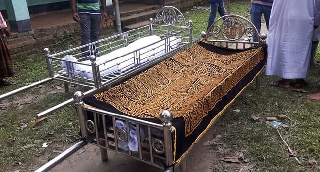 ওষুধ ভেবে বিষপানে পুত্রবধূর মৃত্যু, খবর শুনে মারা গেলেন শাশুড়ি