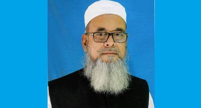 কুমিল্লায় শিক্ষক ও শিশু পেটানো সেই ইউপি চেয়ারম্যান সাময়িক বরখাস্ত