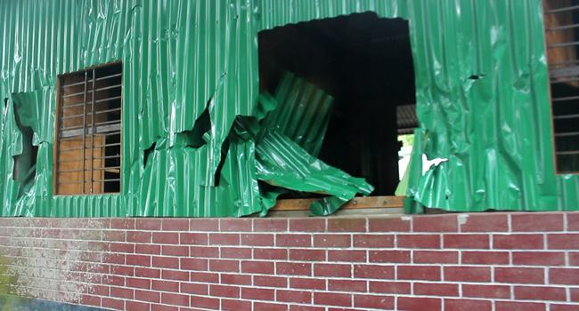 মাগুরায় প্রতিপক্ষের হামলায় বাড়িঘর ভাংচুর