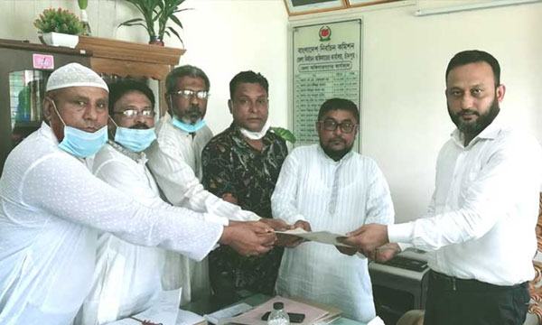 চাঁদপুর পৌর নির্বাচনে বিএনপির আক্তার মাঝির মনোনয়নপত্র উত্তোলন