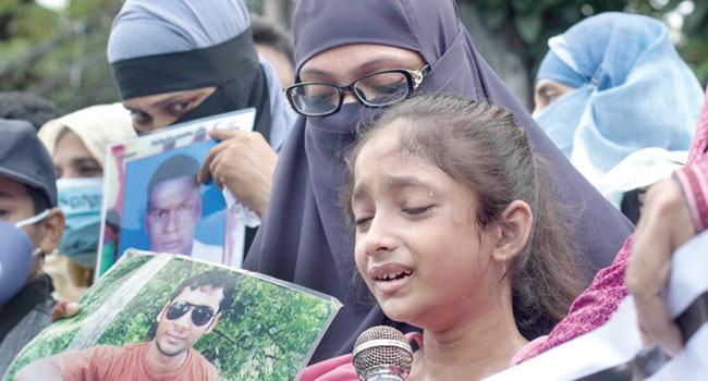 গুম হওয়া ব্যক্তিদের পরিবারের কান্না