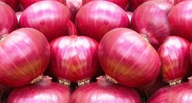 পেঁয়াজ গুদামজাত করার অভিযোগে বেনাপোলে তিনটি প্রতিষ্ঠানকে ৩০ হাজার টাকা জরিমানা