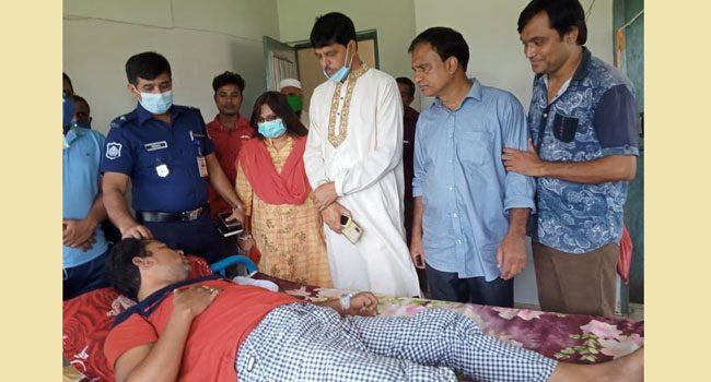 নালিতাবাড়ীতে চিকিৎসককে মারধর