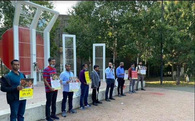 ভিপি নুর ছাত্রনেতাদের মিথ্যা মামলা প্রত্যাহারের দাবীতে লন্ডনে মানবন্ধন