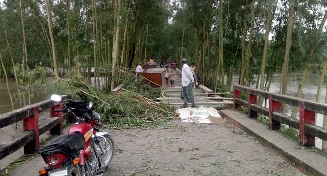 রুহিয়া-পাটিয়াডাঙ্গী সড়ক যোগাযোগ বিচ্ছিন্ন