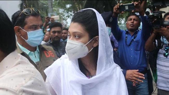 যেভাবে সাক্ষী থেকে আসামি মিন্নি