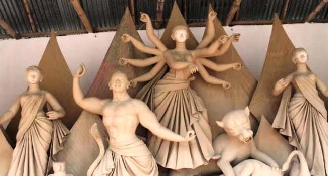 গাজীপুরে ৩৩৪ মন্দিরে চলছে দুর্গাপূজার প্রস্তুতি