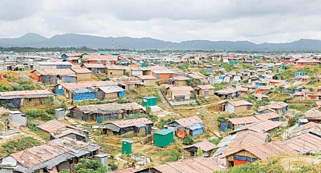 কুতুপালং রোহিঙ্গা ক্যাম্পে গুলাগুলি, আহত ১০