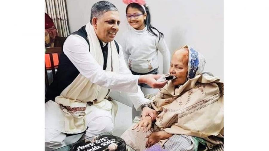 করোনা আক্রান্ত হয়ে বাহাউদ্দিন নাসিমের মায়ের মৃত্যু