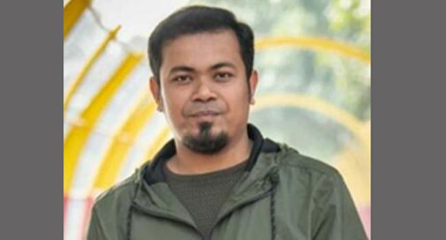 বান্দরবানের পাহাড়ি ঝরনায় গোসল করতে গিয়ে পর্যটক নিখোঁজ
