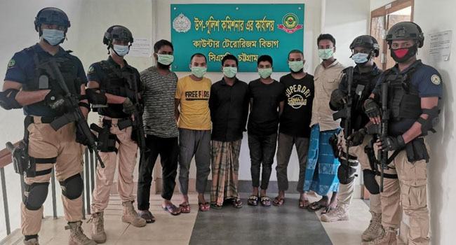 চট্টগ্রামে পুলিশ বক্সে বোমা হামলা: আরো ৬ নব্য জেএমবি সদস্য আটক