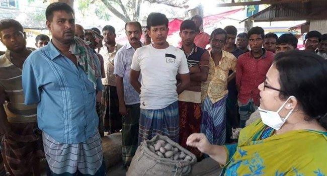 সাটুরিয়ায় তিন আলু ব্যবসায়ীর জরিমানা