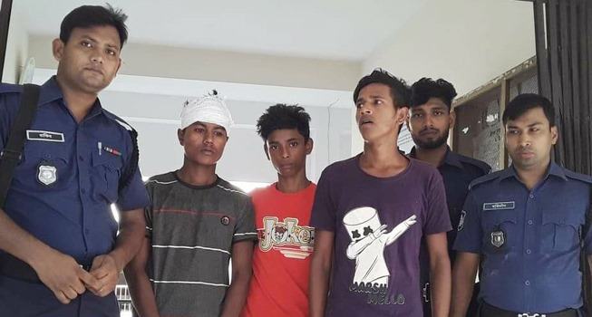 মাগুরায় মনিরুল হত্যায় জড়িত ৩ কিশোর গ্রেফতার