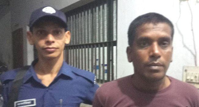 স্কুলছাত্রীকে ধর্ষণের অভিযোগে ফায়ারম্যান গ্রেফতার, স্ত্রীর দাবি ষড়যন্ত্র