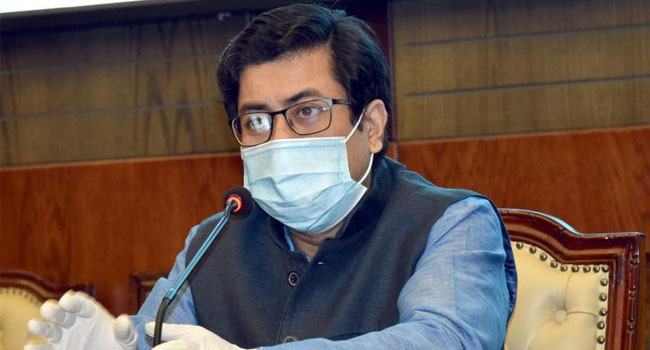 ঝুলন্ত তার অপসারণে নভেম্বর পর্যন্ত সময় দিলেন ডিএসসিসি মেয়র