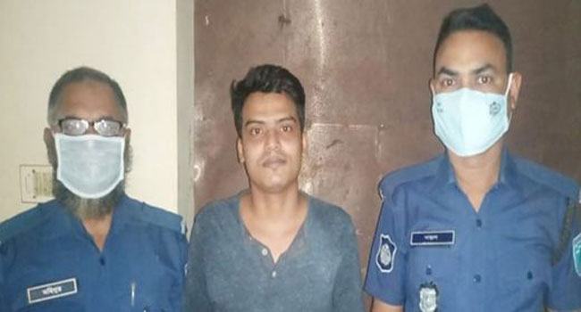 দৌলতদিয়া ফেরিঘাটে ও পতিতালয়ে ডাকাতির ঘটনায় আরেকজন গ্রেফতার