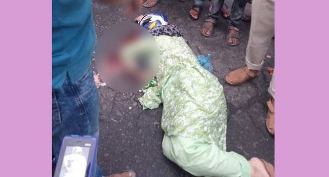 সড়ক দুর্ঘটনায় মা-ছেলে নিহত, আহত বাবা