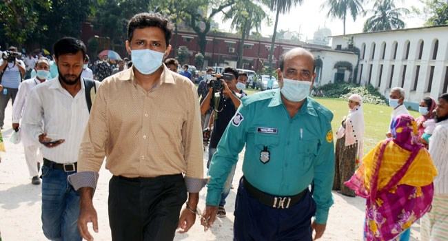 স্ত্রীর মামলায় কারাগারে বাংলাদেশ ব্যাংকের এডি