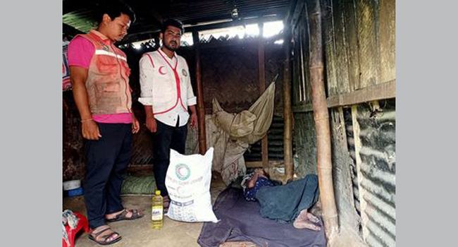 স্বামী-সন্তানহারা জমিলার জীবনপ্রদীপ নিভে যাচ্ছে বিনা চিকিৎসা ও অনাহার-অর্ধাহারে