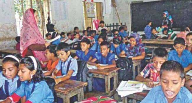 প্রস্তুত হচ্ছে প্রাথমিকের সিলেবাস, ১৫ দিনের জন্য স্কুল খোলার চিন্তা