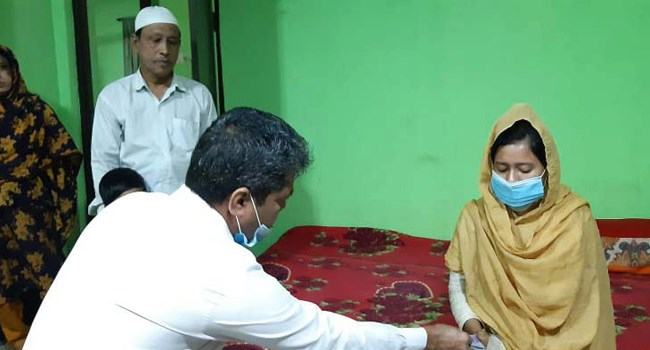 নোয়াখালীতে নির্যাতনের শিকার ওই তরুণী হাসপাতালে ভর্তি